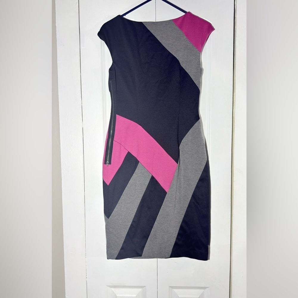 Maggy L Color Block Sheath Dress Size 6 Pink Grey Black Geometric Work Party - Picture 4 of 8